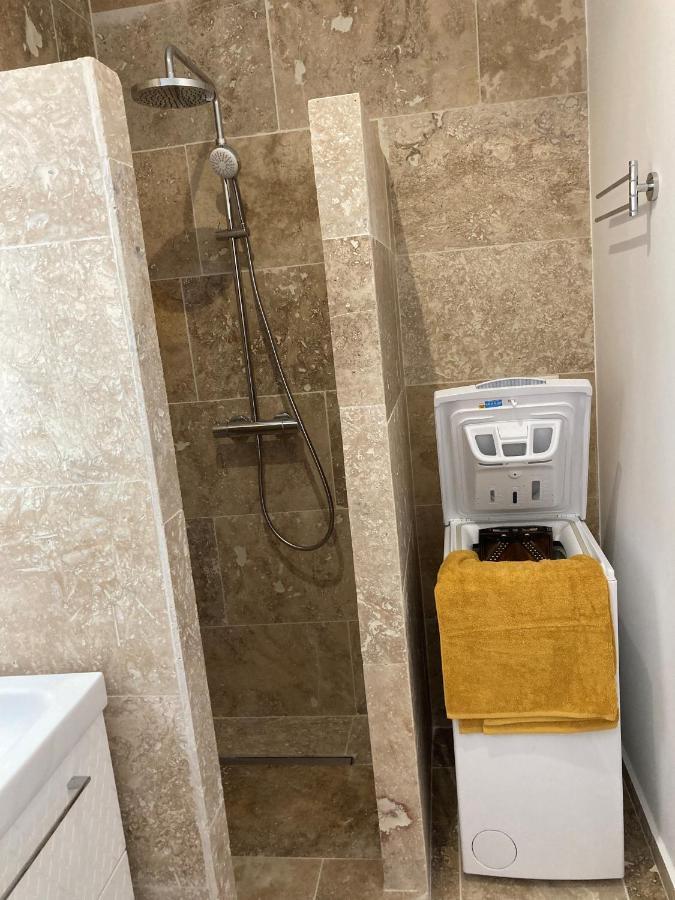 Charmant Studio Dans Villa - Parking - Jardin La Seyne-sur-Mer Ngoại thất bức ảnh